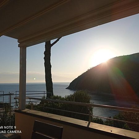 Casafischea19 Apartment Монеглия Екстериор снимка